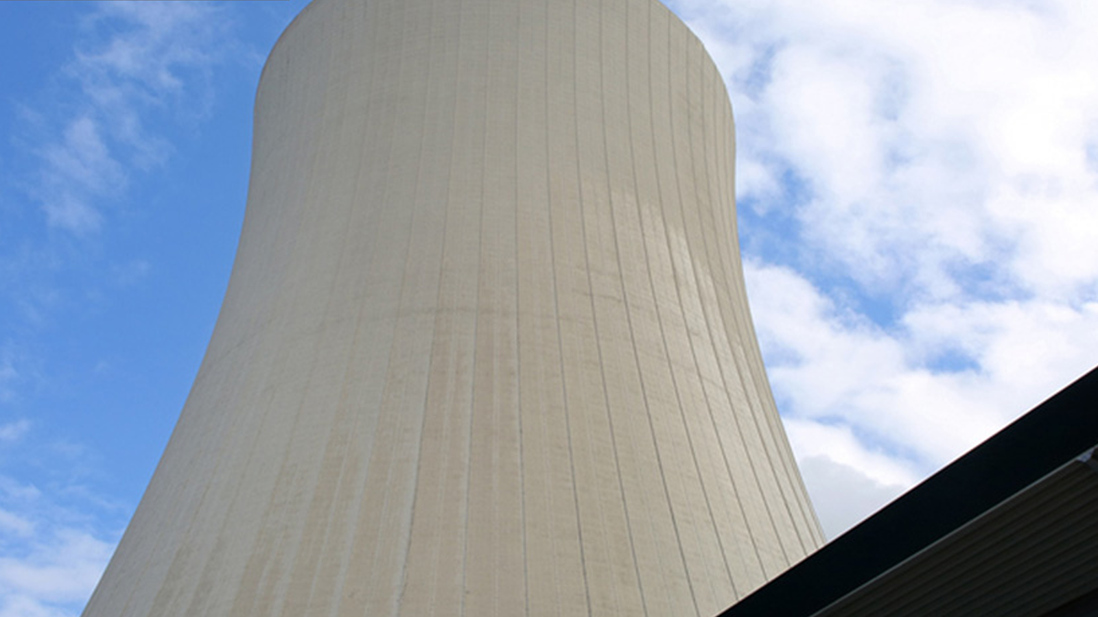 Heat Exchangers: Cooling Towers